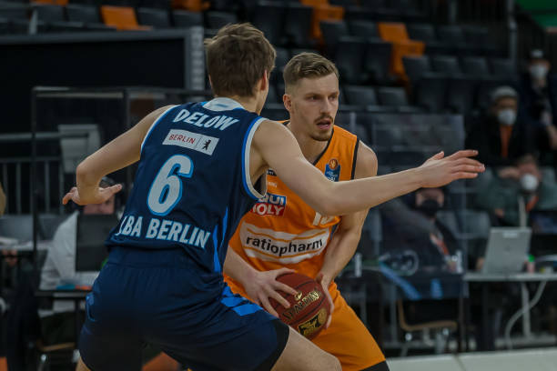 积极进攻和 积极进攻和