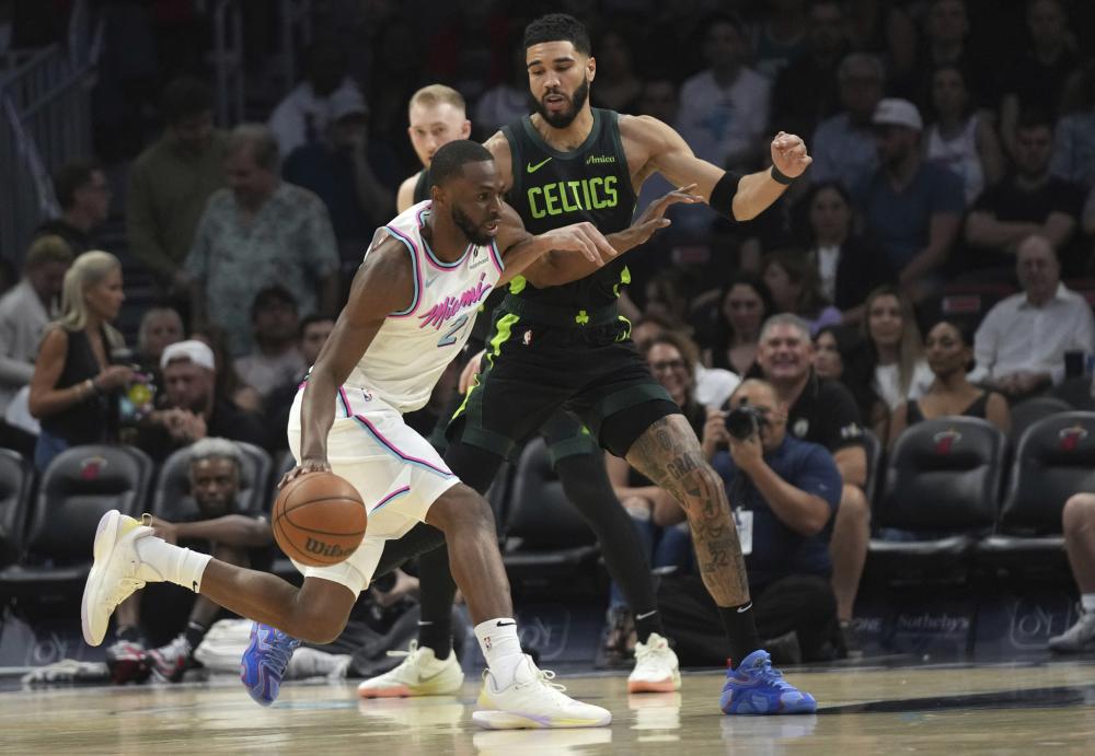 球员表现出 球员表现出